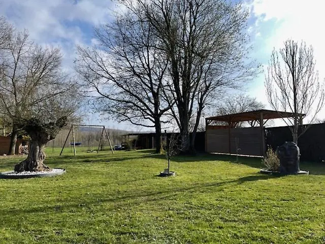 Escapade De Vauclair